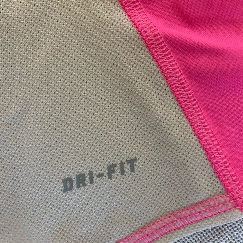 Nike Dri-Fit top size S - Picture 7 of 8